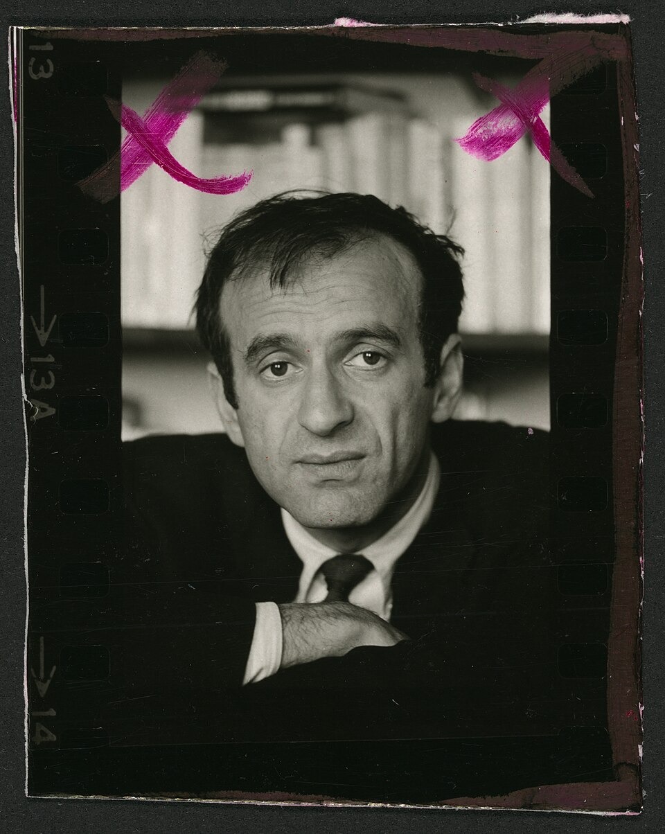  Elie Wiesel relit Esther thumbnail