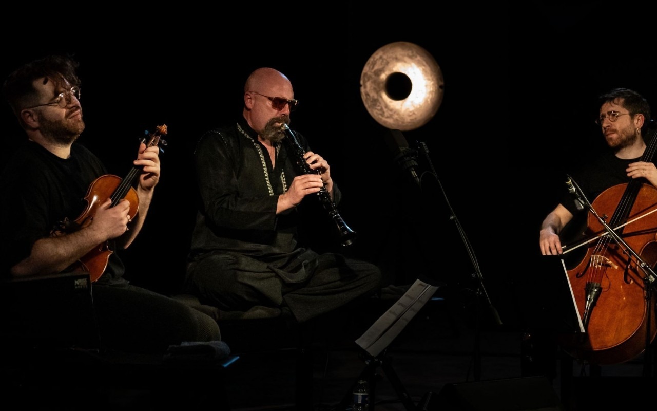 Le rythme du silence, avec Yom X Ceccaldi  thumbnail