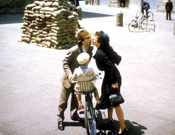 La vie est belle, de Roberto Benigni poster